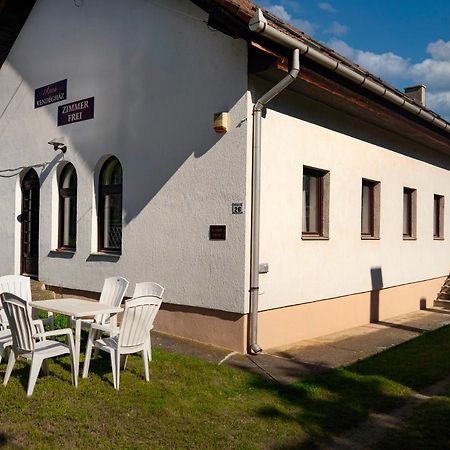 Anna Vendeghaz Hotel Balatonakali Buitenkant foto