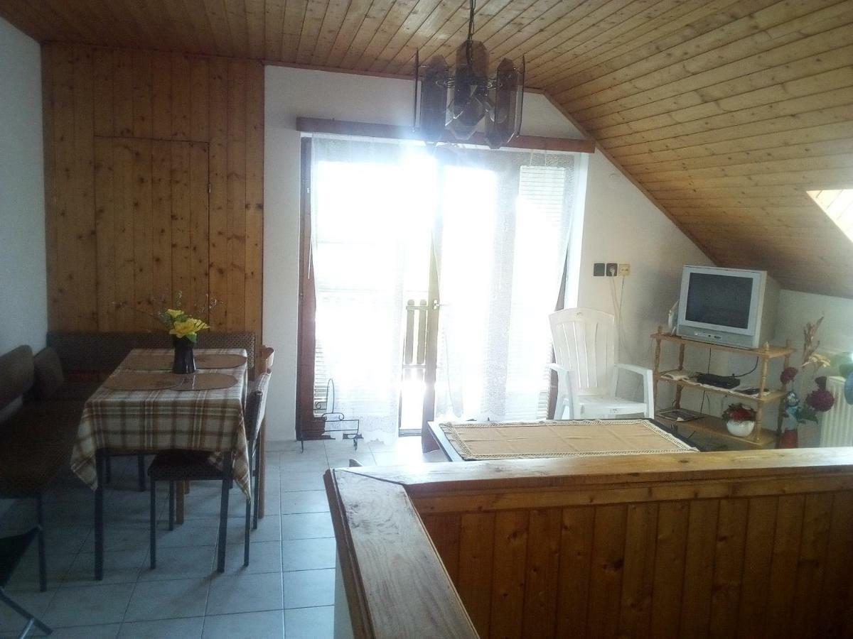 Anna Vendeghaz Hotel Balatonakali Buitenkant foto